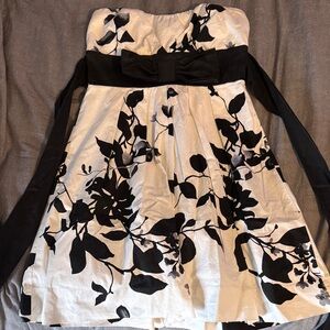 Speechless Black and White Floral Kids Dress
